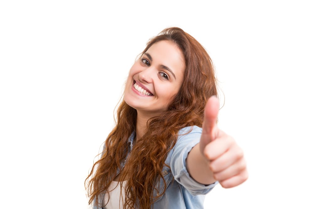 beau sourire avec facettes dentaires